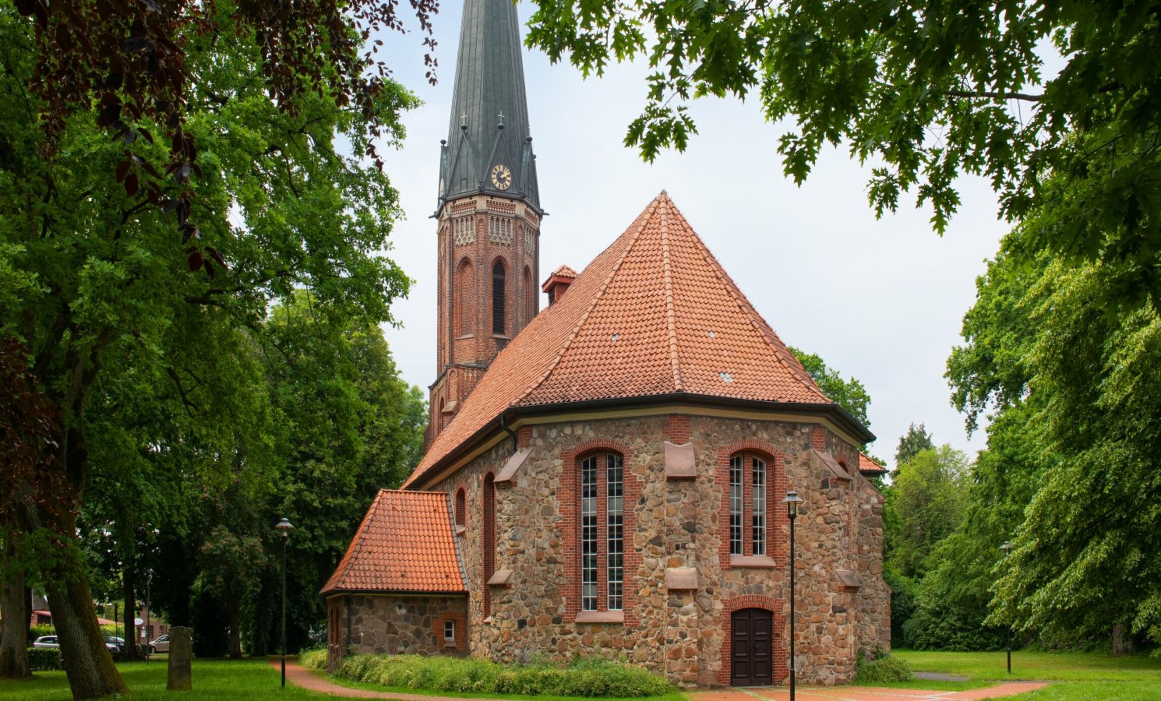 Ev luth Kirchengemeinde Peter und Paul Schneverdingen Einführung