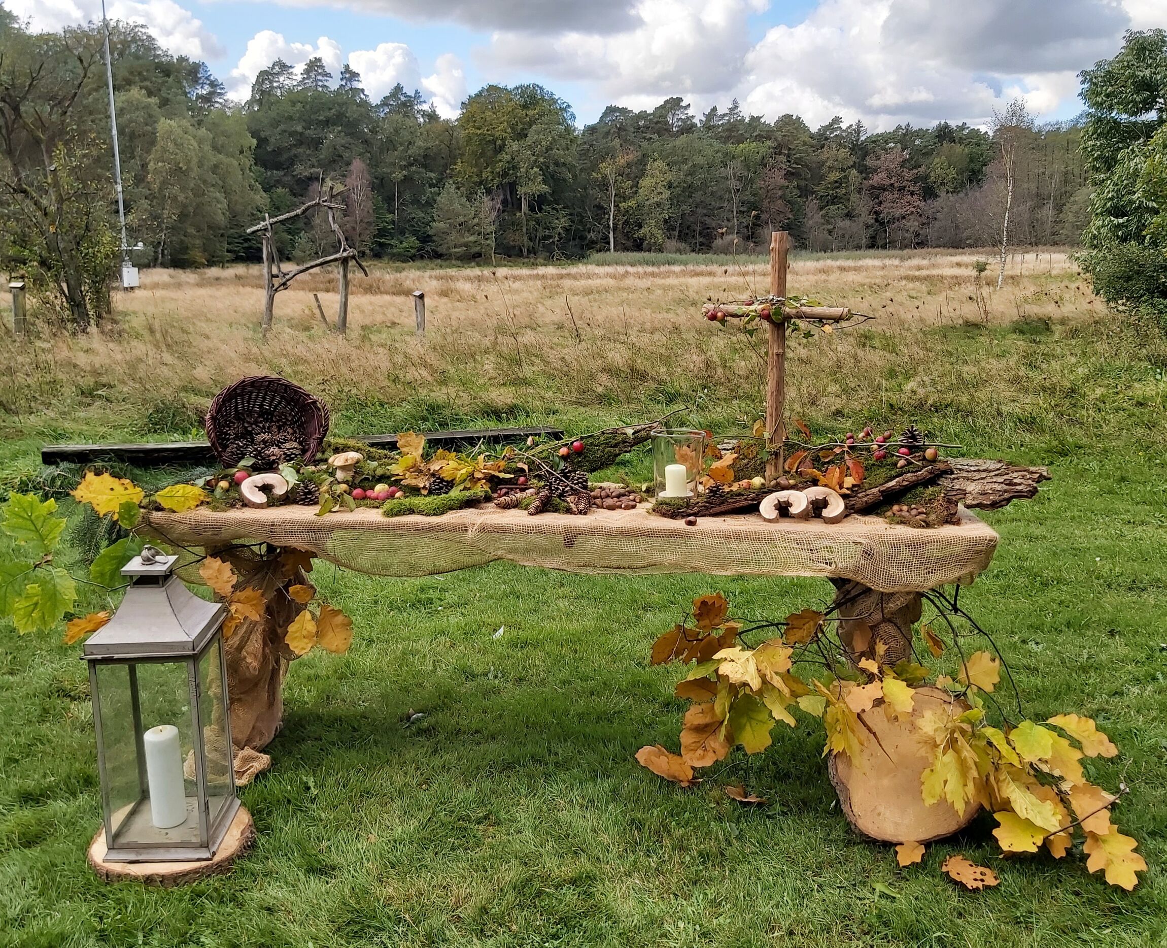 20260920_Walderntedank_Altar