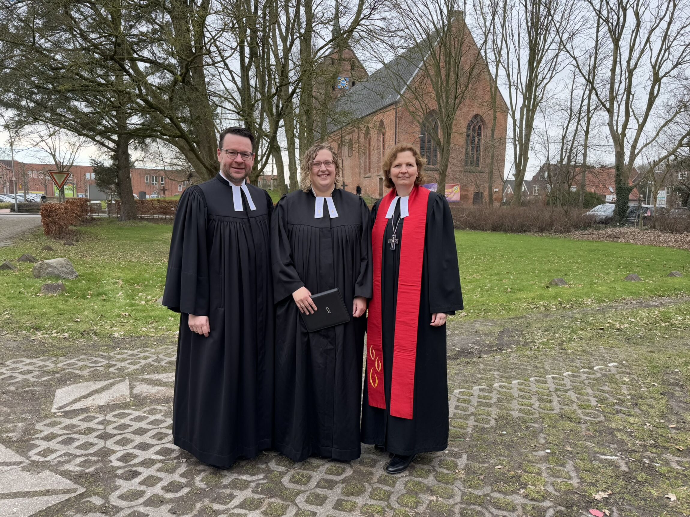 Superintendent Christian Neumann, Pastorin Franziska Lammers, Regionalbischöfin Sabine Schiermeyer