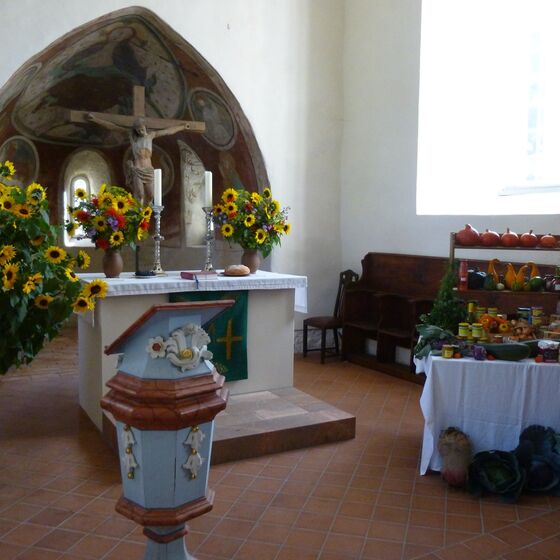 KIRCHE BAALSDORF  ERNTEDANK