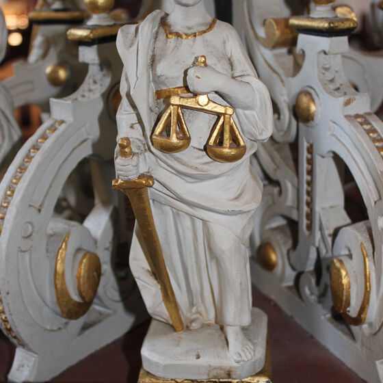 taufbecken tugenden gerechtigkeit (c. casper)