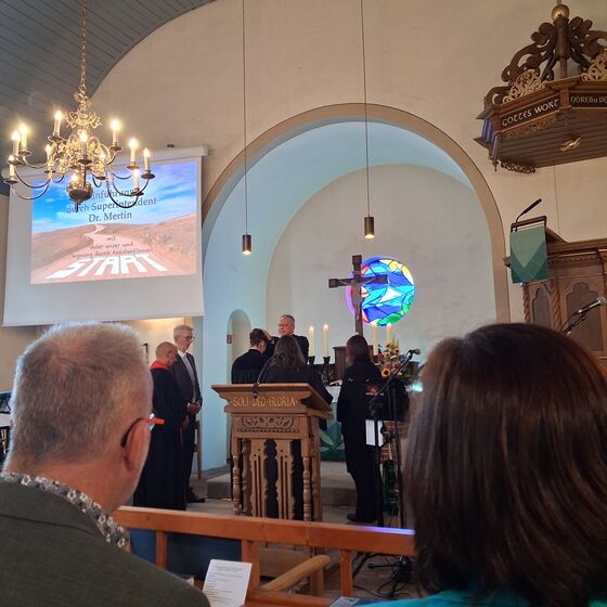 Einführung Pastorin Insa Adams - Einführungshandlung