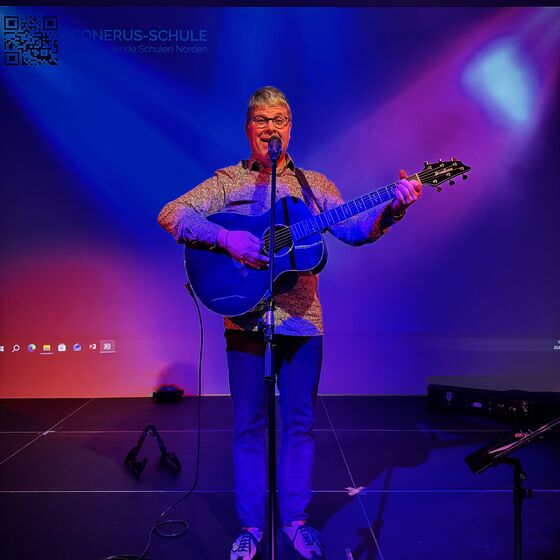 Pastor Dr. Fabian Vogt